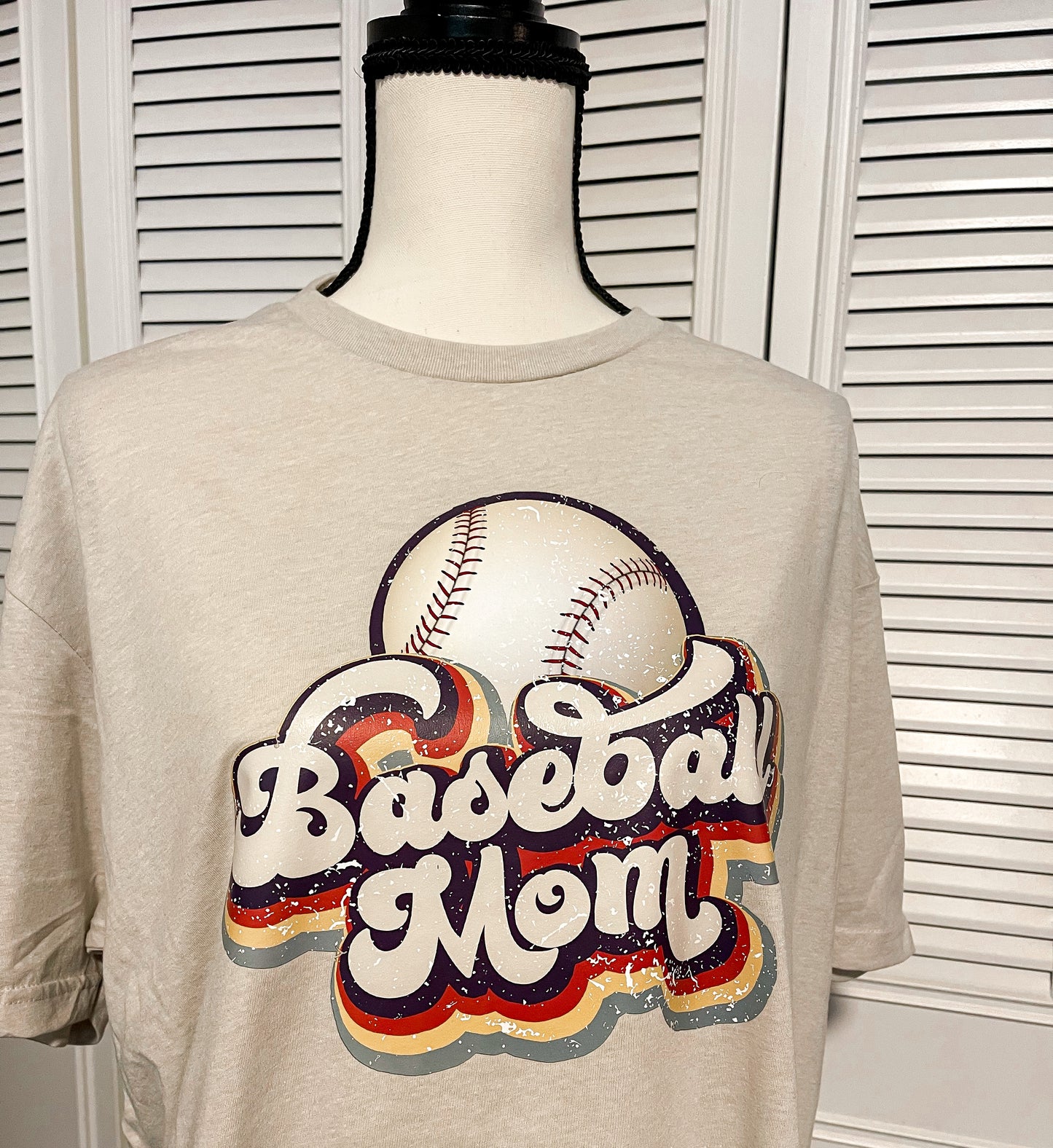 Baseball Mom Retro T-shirt